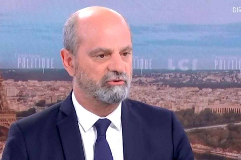 Masque à l’école : Blanquer demande aux enfants de se laver à nouveau les dents à partir du 4 octobre