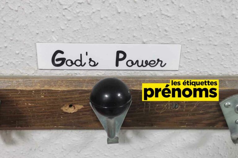 God’s Power et autres étiquettes prénoms de la classe