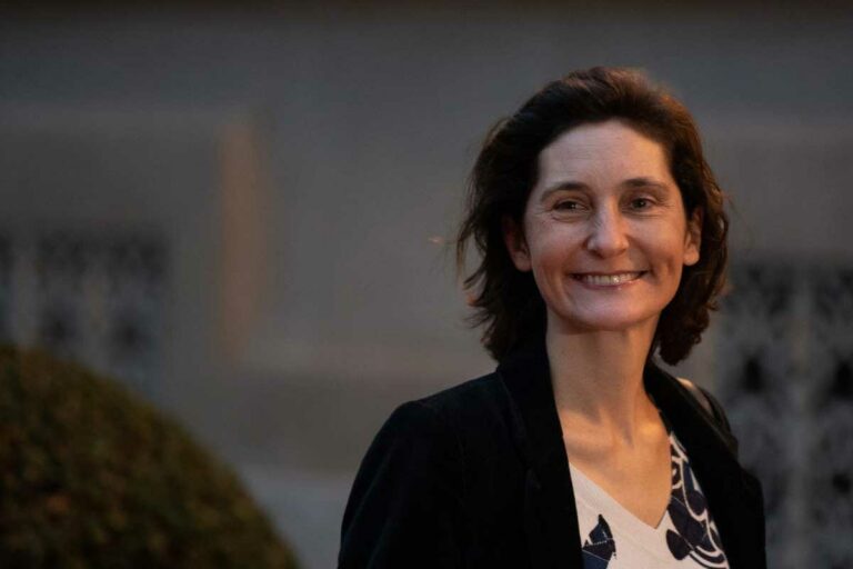 26 jours, 12 heures, 7 minutes : Amélie Oudéa-Castéra bat le record de brièveté au ministère de l’Education nationale