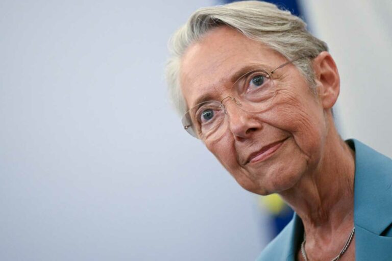 Education nationale : Elisabeth Borne pressentie pour remplacer Elisabeth Borne